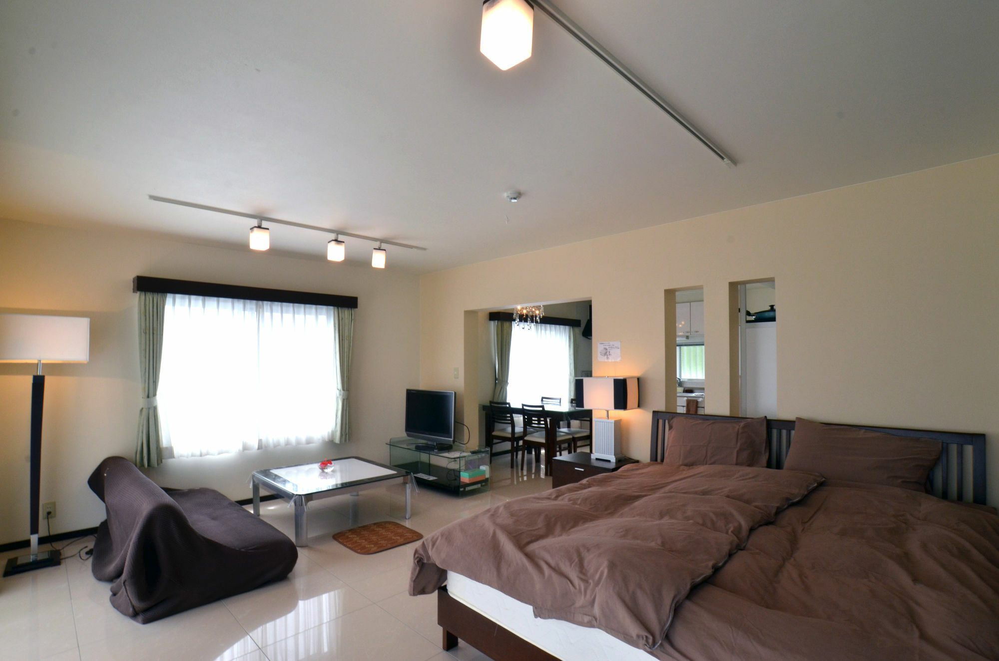 Condominium Ceaser นาคิจิน ภายนอก รูปภาพ