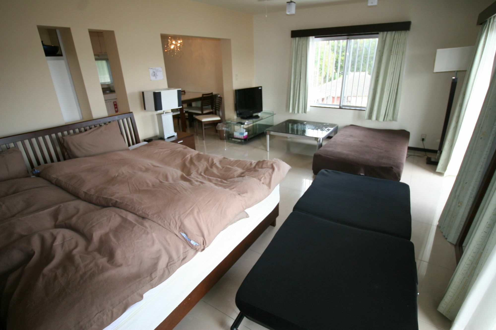 Condominium Ceaser นาคิจิน ภายนอก รูปภาพ